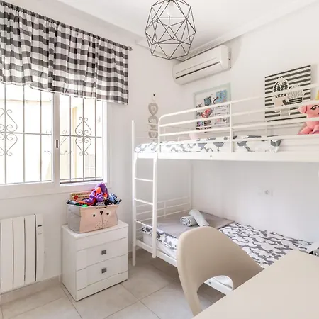 Casa Del Sol-playa De La Mata-torrevieja Tatil Evi